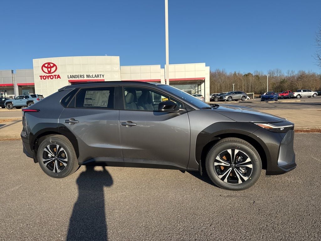 2025 Toyota bZ4X XLE