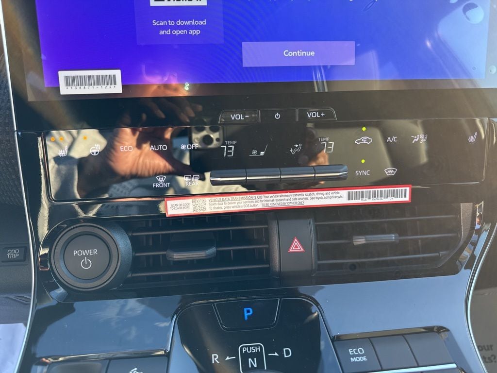 2025 Toyota bZ4X XLE