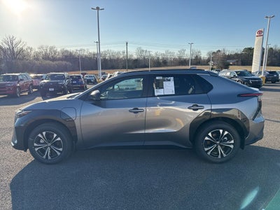 2025 Toyota bZ4X XLE
