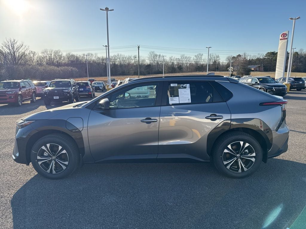 2025 Toyota bZ4X XLE