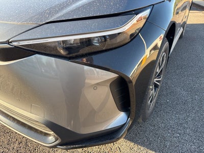 2025 Toyota bZ4X XLE