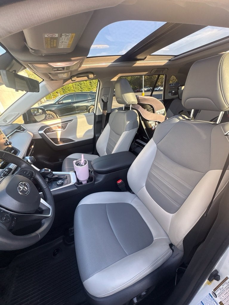2022 Toyota RAV4 Hybrid Limited