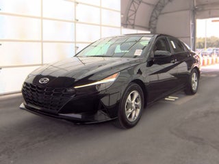 2023 Hyundai Elantra SE