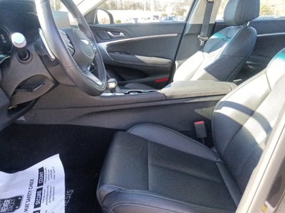 2025 Genesis G70 2.5T