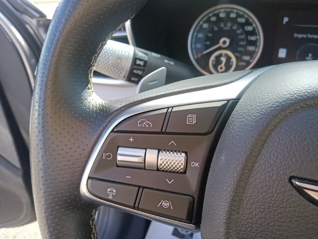 2024 Genesis G70 2.5T