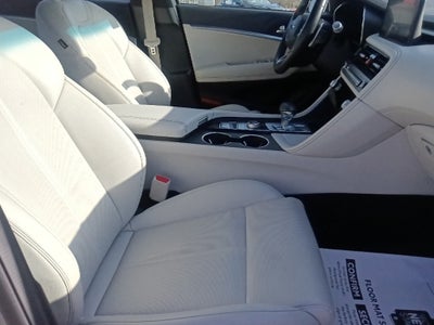 2024 Genesis G70 2.5T