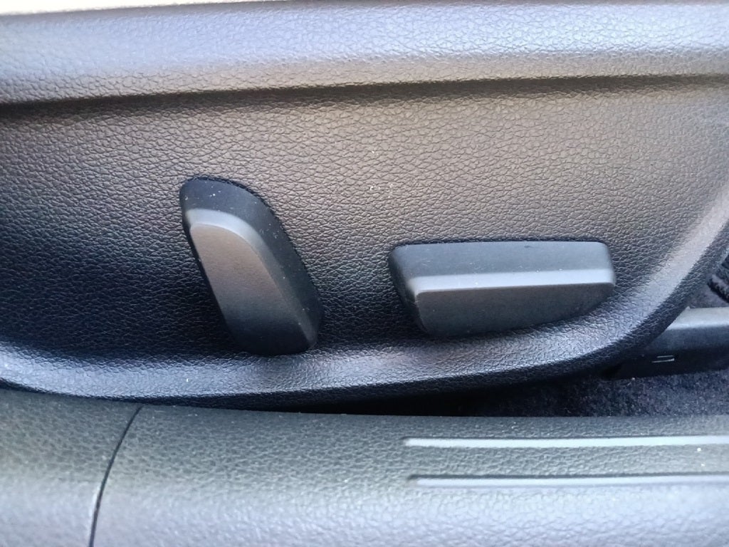 2024 Genesis G70 2.5T