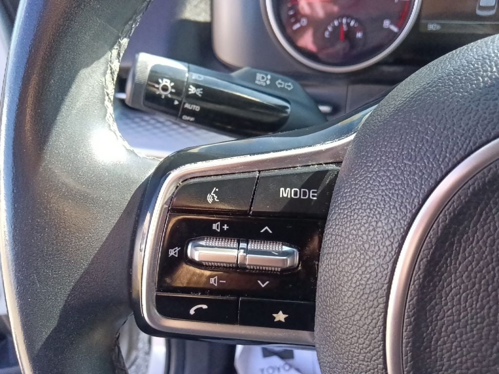 2022 Kia Carnival LXS