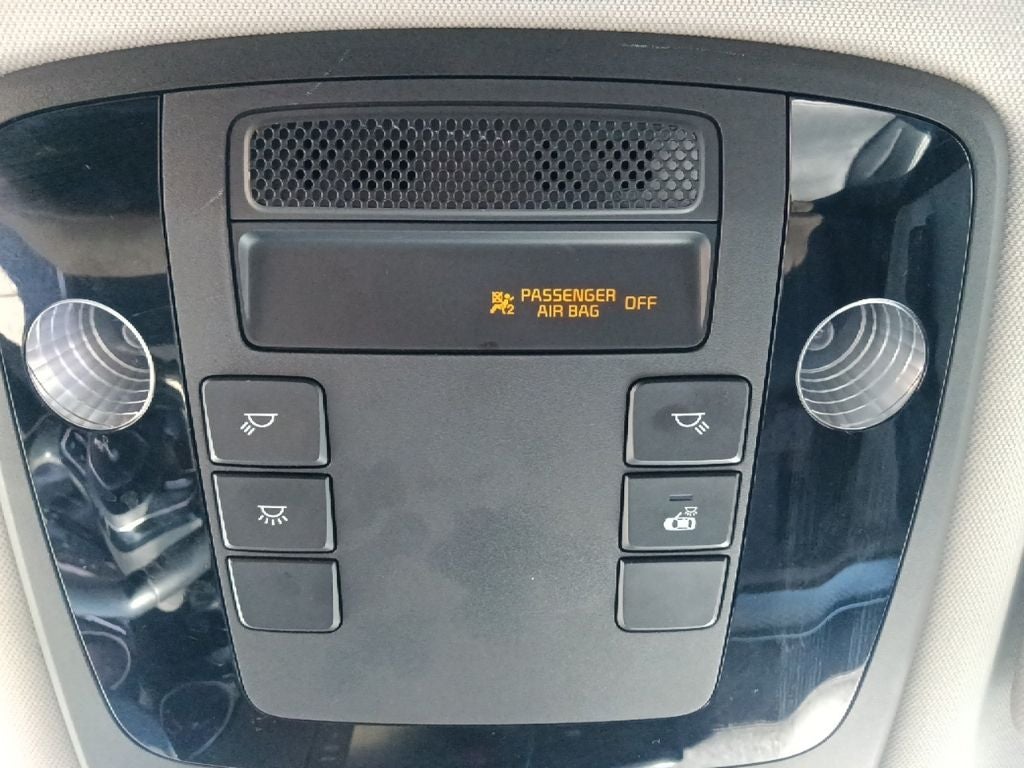 2022 Kia Carnival LXS