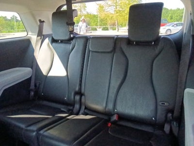 2022 Kia Carnival LXS