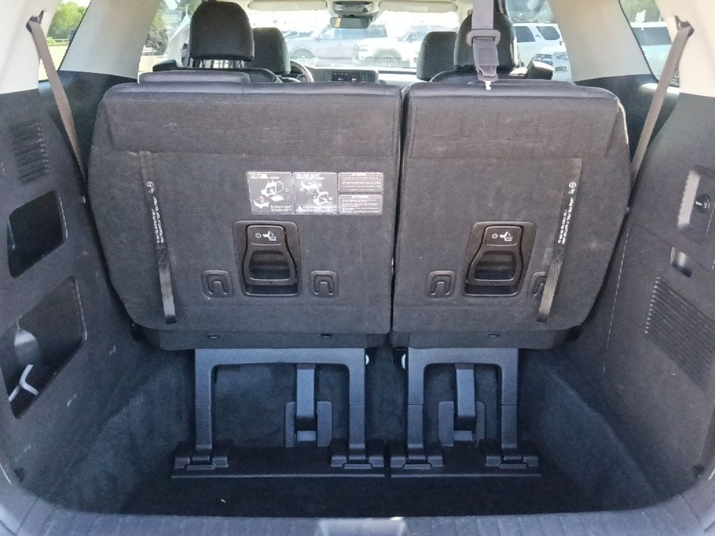 2022 Kia Carnival LXS