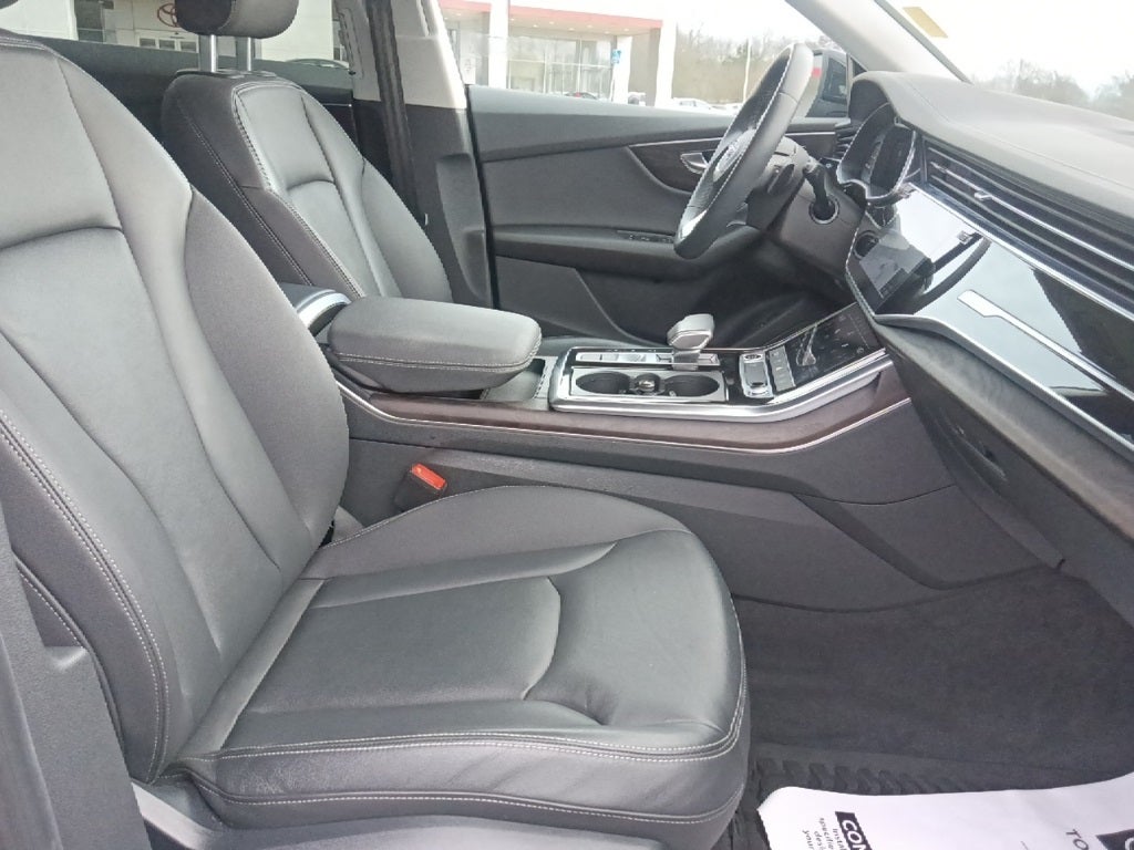 2023 Audi Q8 55 Premium quattro